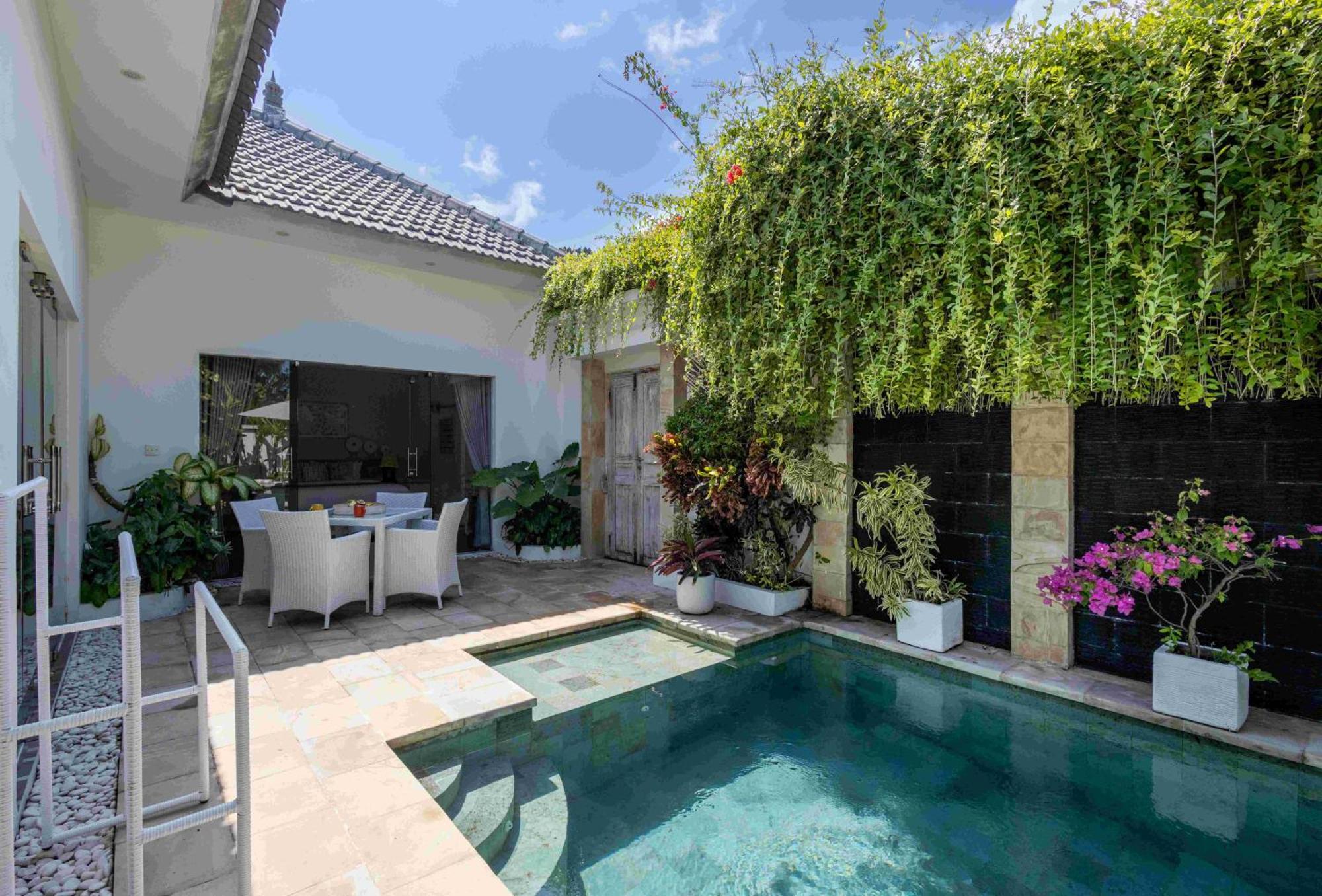 Charming, Villa Sofie - Central Sanur With Refreshing Pool Bagian luar foto